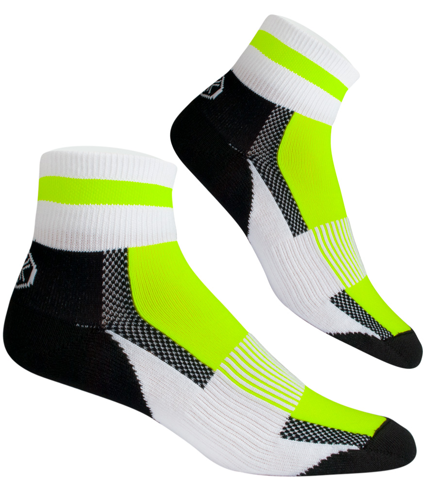 I bought 5 pair F100 WH. Large. They have a yellow band and part yellow foot. The invoice reads ALL WHITE.