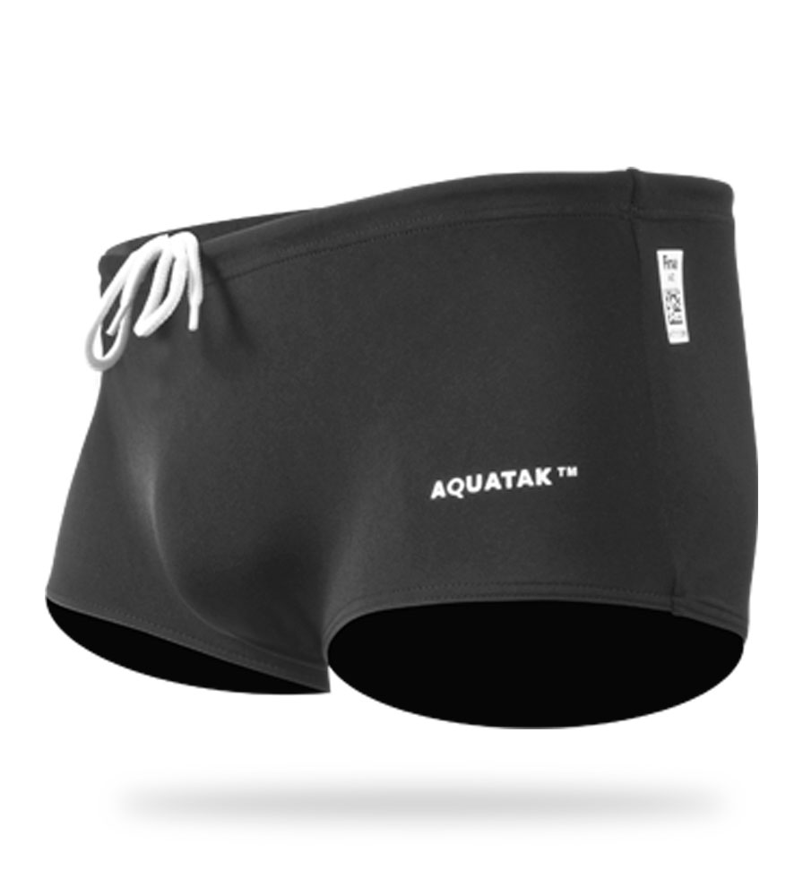 Does the AquaTak Men's FINA Racing Swimming Trunks not have a seam in the middle running through the groin area?